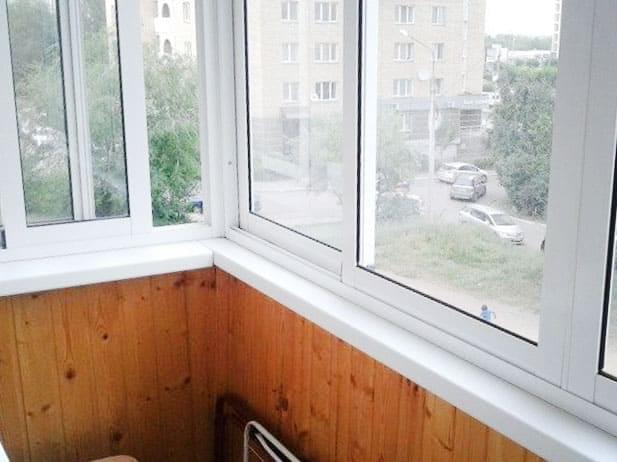 Остекление и отделка балкона в Климовичах